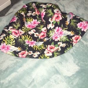 Summer bucket hat